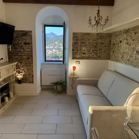 Turris Honorii Appartement Terracine