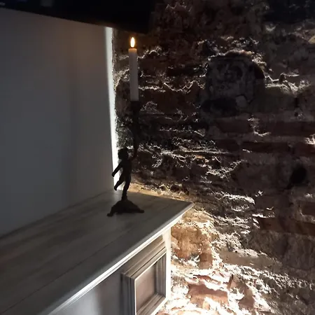 Turris Honorii Appartement Terracine